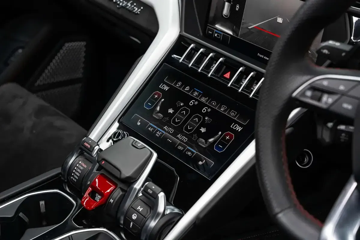 Used Lamborghini Urus 666 HP (489 kW) 2019 Black SUV