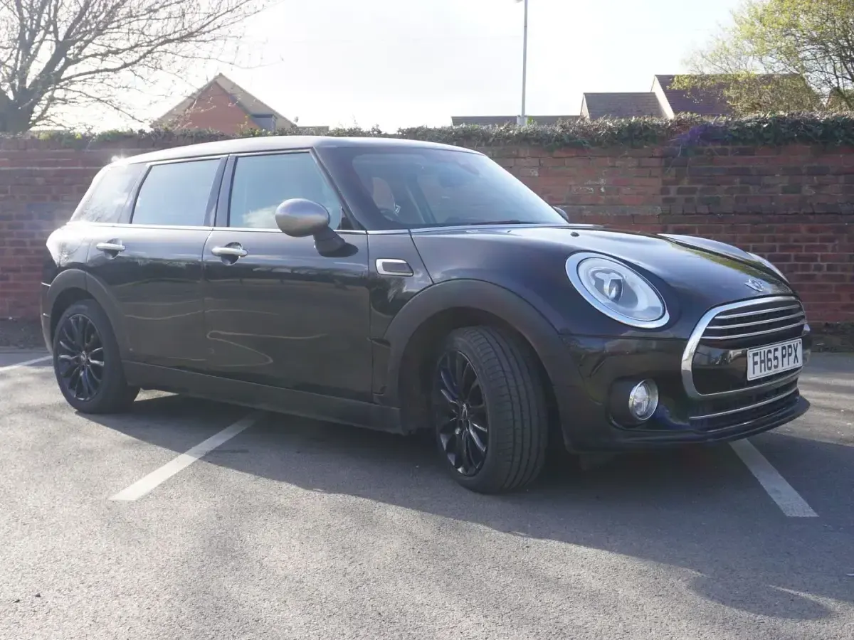 Gebraucht Mini Cooper Clubman 136 PS (100 kW) 2015 Schwarz Kombi