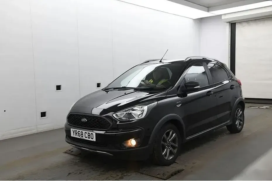 Usado Ford Ka Plus Active 85 HP (62 kW) 2018 Preto Citadino