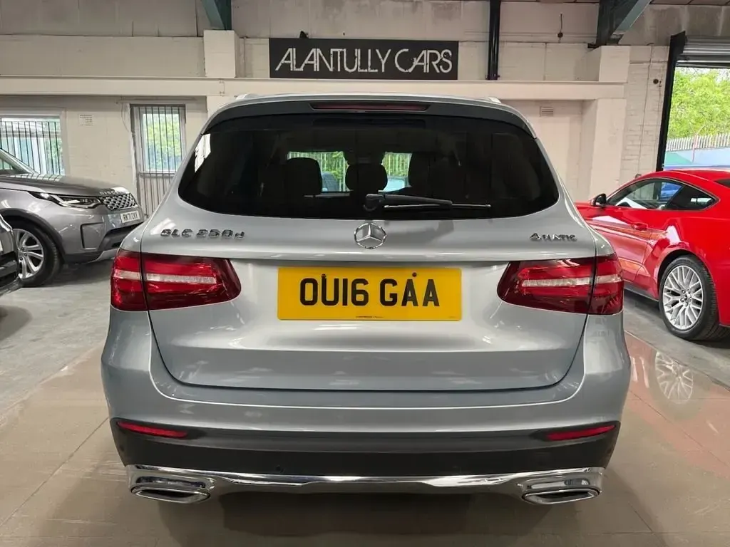 Used Mercedes GLC250 204 HP (150 kW) 2016 Silver Estate