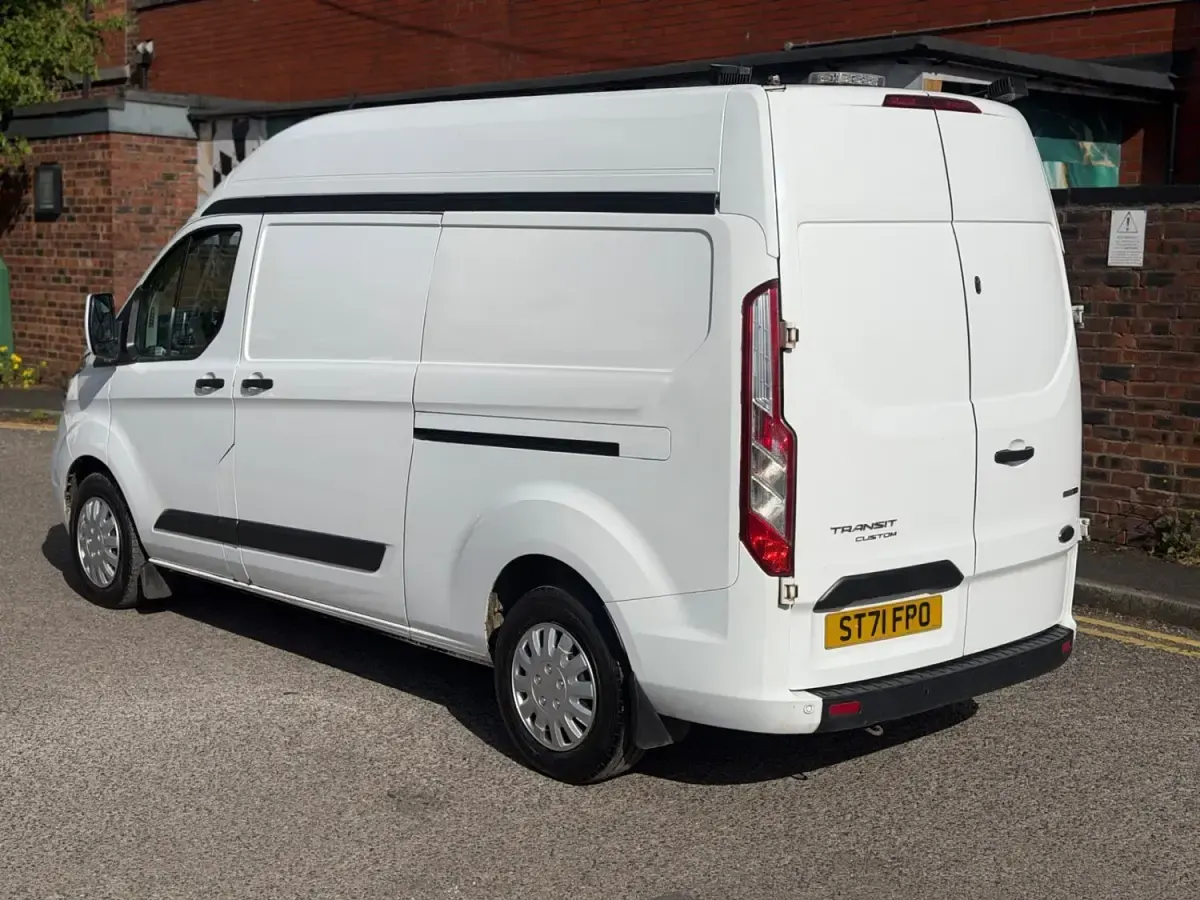 Begagnad Ford Transit Custom Trend 130 HK (95 kW) 2021 Vit