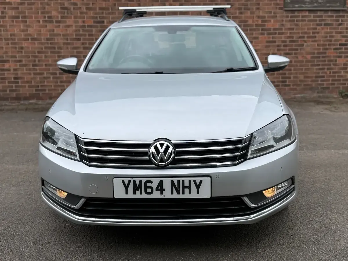 Used VW Passat Executive 138 HP (101 kW) 2014 Silver Estate