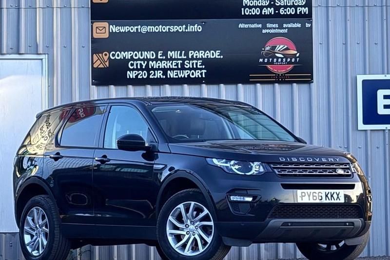 Black Used 2017 Land Rover Discovery Sport SE SUV | £8,999 (Good price) - Image 1/1