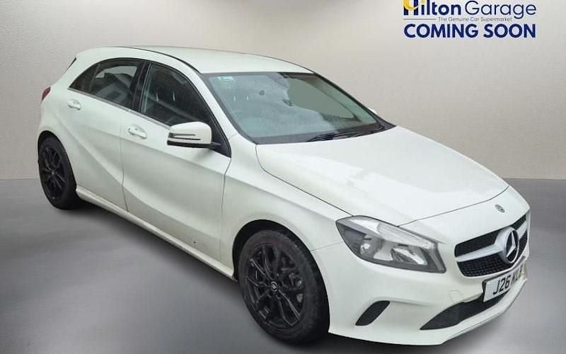 Used 2018 Mercedes A180 Hatchback | £11,050 (Good price) - Image 1/1