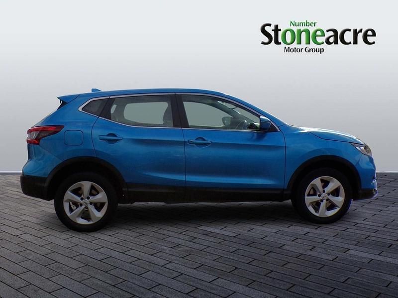 Used Nissan Qashqai Acenta Premium 140 HP (102 kW) 2019 Blue SUV