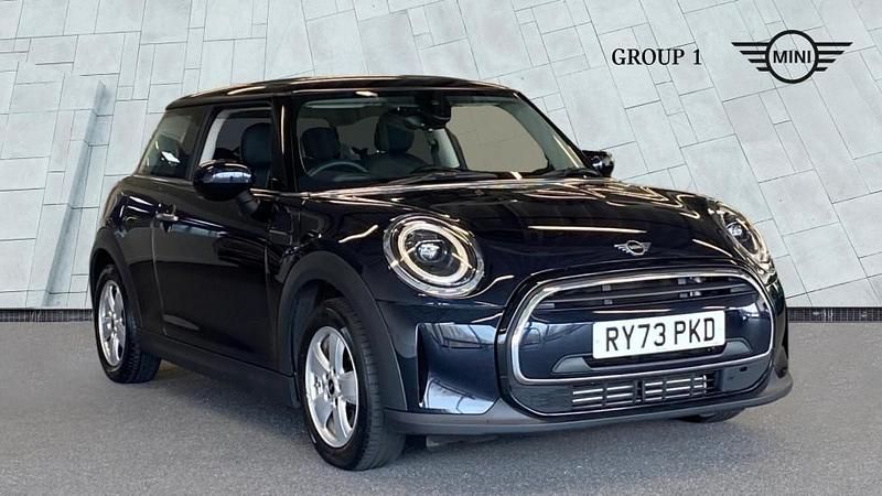 Used Mini Cooper Classic 134 HP (98 kW) 2023 Black Hatchback