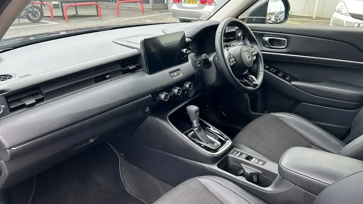 Second-hand Honda HR-V Advance 131 CP (96 kW) 2022 Gri SUV