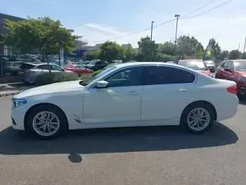 Used BMW 520 Comfort Edition 184 HP (135 kW) 2020 White Sedan
