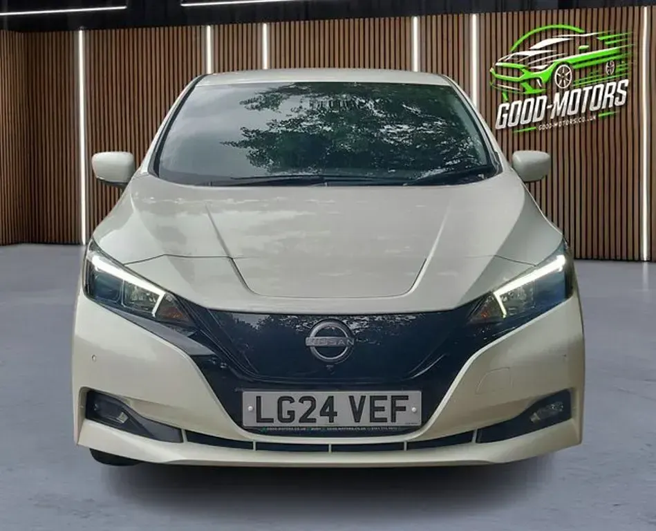 Used Nissan Leaf Shiro 50 kW (68 HP) 2024 Hatchback