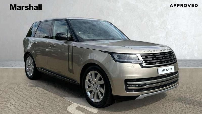 Sv bespoke ultra metallic gloss sunset gold Used 2022 Land Rover Range Rover SE SUV | £76,183 (Fair price) - Image 1/4