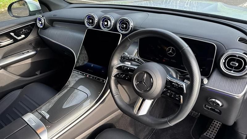 Used Mercedes GLC300 AMG Line Premium 269 HP (197 kW) 2024 Silver SUV