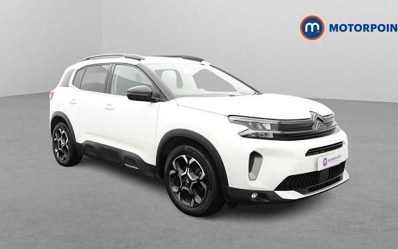 White Used 2023 Citroën C5 PureTech Hatchback | £17,049 (Fair price) - Image 1/4