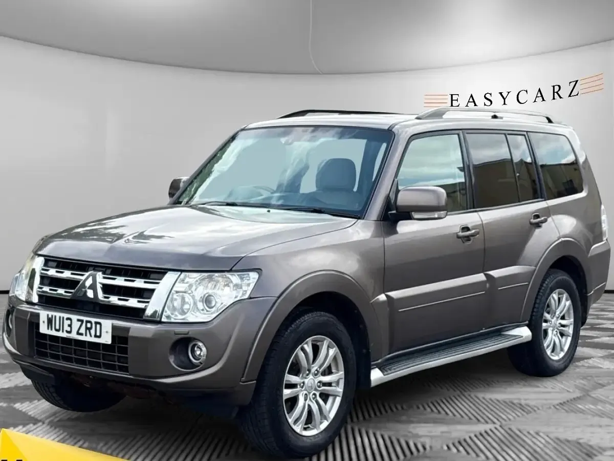 Used Mitsubishi Shogun 197 HP (144 kW) 2013 Brown SUV