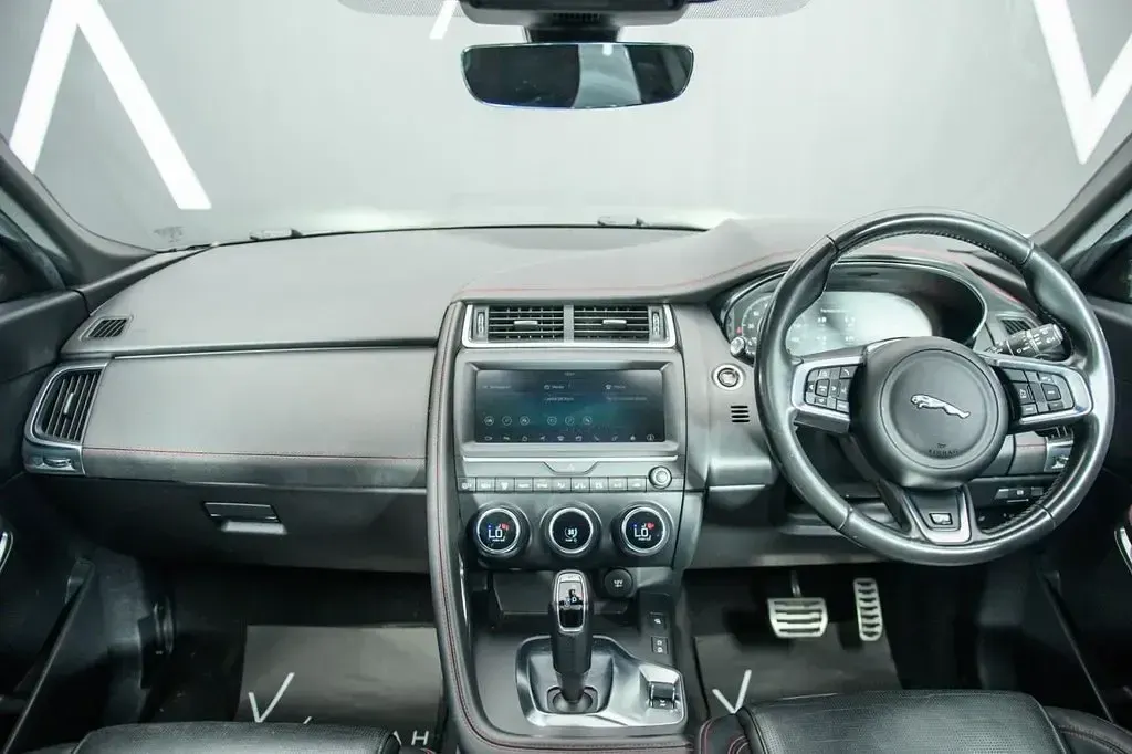 Used Jaguar E-Pace Chequered Flag 150 HP (110 kW) 2020 Grey SUV