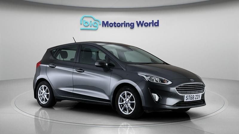 Grey Used 2019 Ford Fiesta Zetec Hatchback | £9,200 (Fair price) - Image 1/4