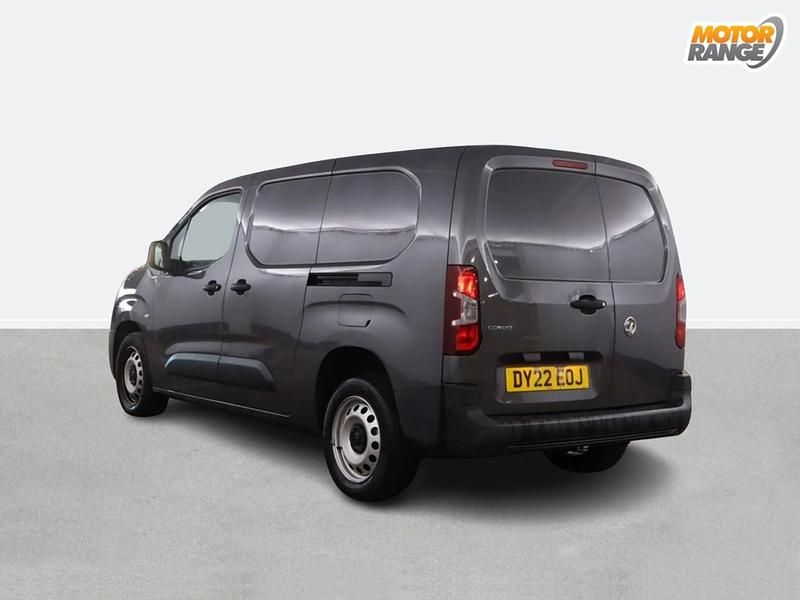 Used Vauxhall Combo 100 HP (73 kW) 2022 Grey Van