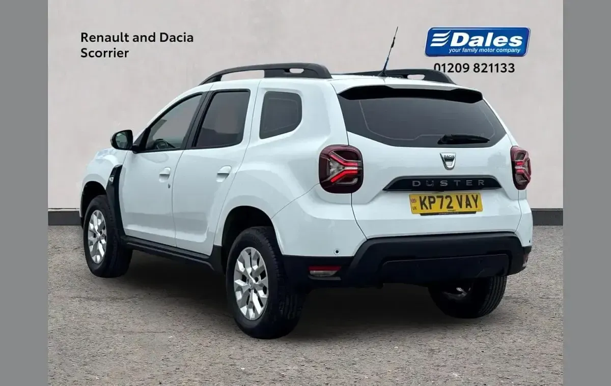 Used Dacia Duster Comfort 91 HP (66 kW) 2022 White SUV