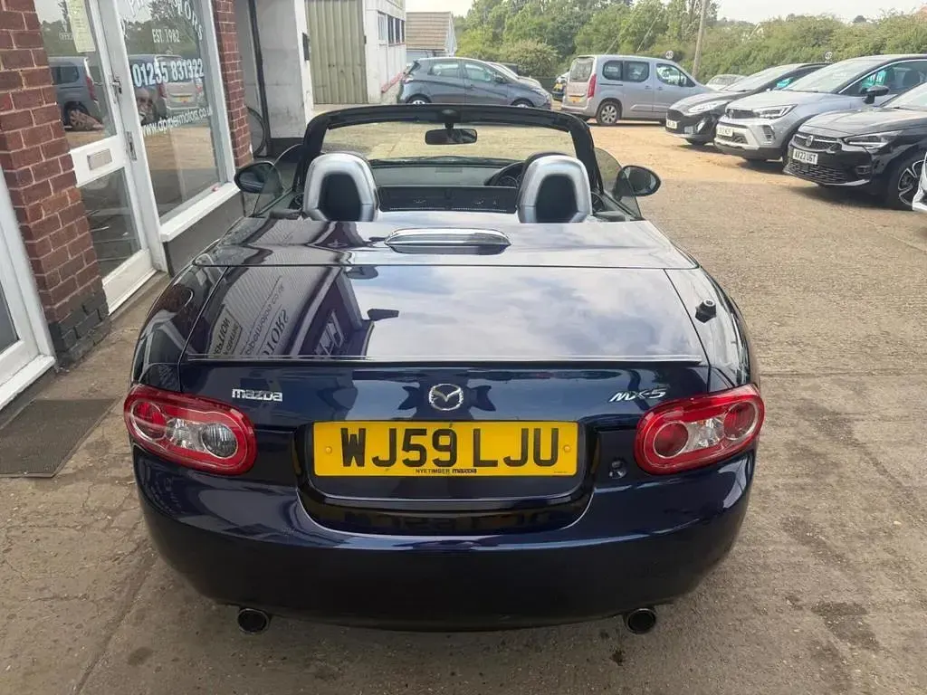 Used Mazda MX5 Inclusive 161 HP (118 kW) 2009 Blue Cabriolet