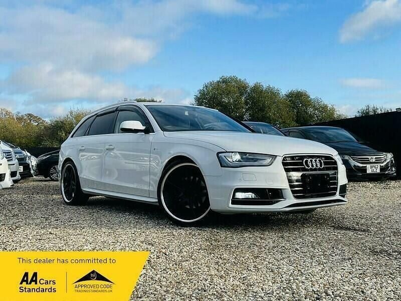 White Used 2015 Audi A4 S-Line Estate | £11,995 (Good price) - Image 1/4