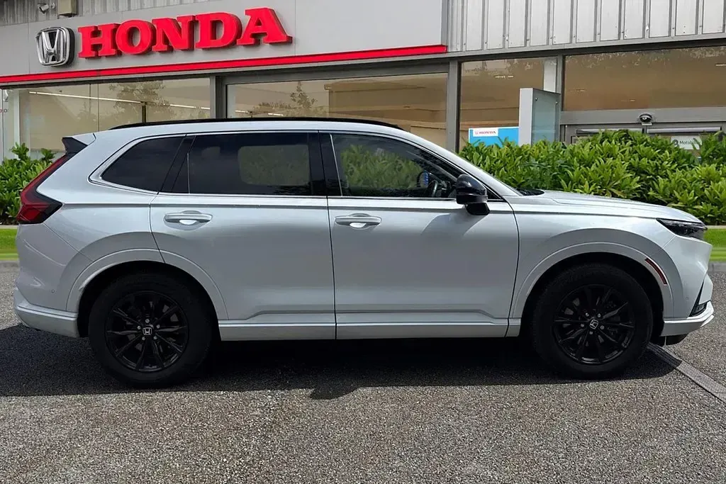 Used Honda CR-V Advance 2023 White SUV