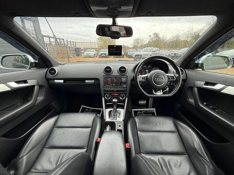 Begagnad Audi S3 Sportback Performance 2011 Svart Halvkombi