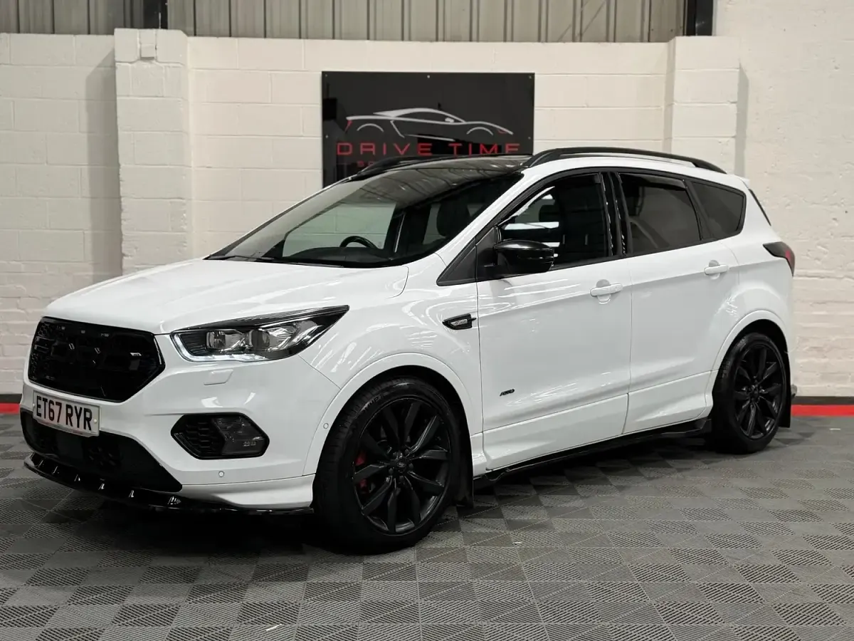 Used Ford Kuga ST-Line X 2018 White SUV