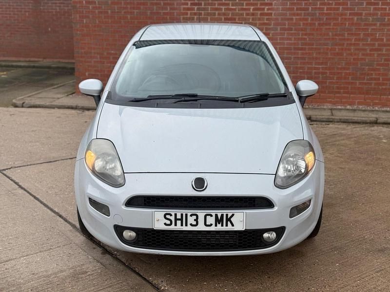 Used Fiat Punto S 2013 White Hatchback