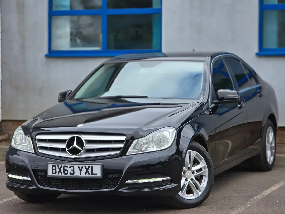 Used Mercedes C220 Executive 2013 Black Sedan