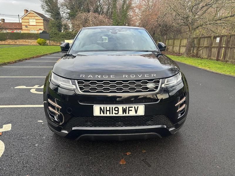 Used Land Rover Range Rover evoque SE Dynamic 2019 Black Estate