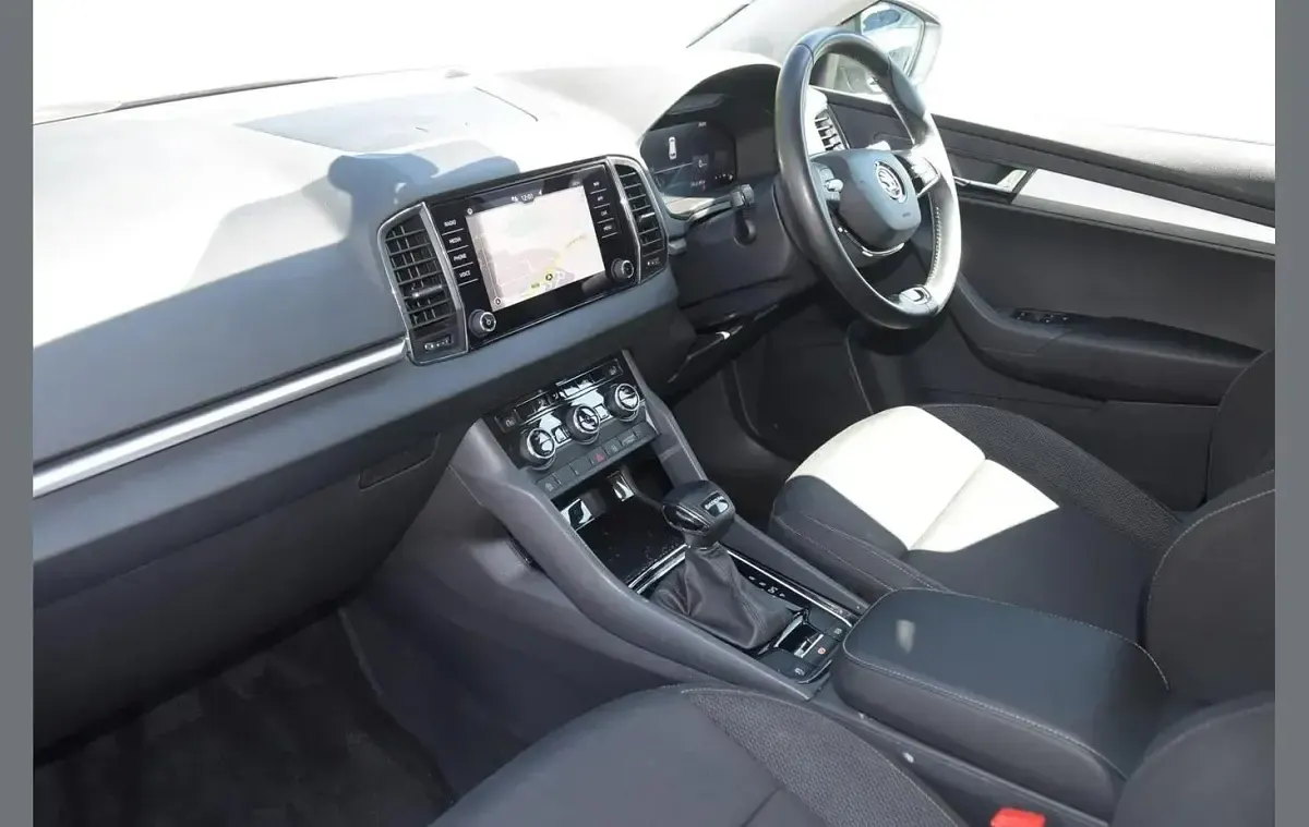 Used Skoda Karoq SE Drive 147 HP (108 kW) 2023 Graphite grey metallic SUV