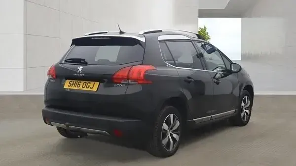 Used Peugeot 2008 Allure 100 HP (73 kW) 2016 Black SUV