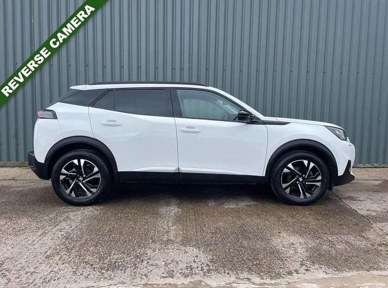 Used Peugeot 2008 Allure Premium 130 HP (95 kW) 2022 White SUV