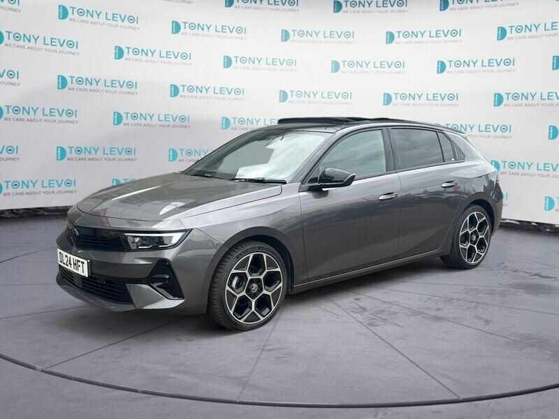 Grey Used 2024 Vauxhall Astra Ultimate Hatchback | £19,495 (Fair price) - Image 1/4