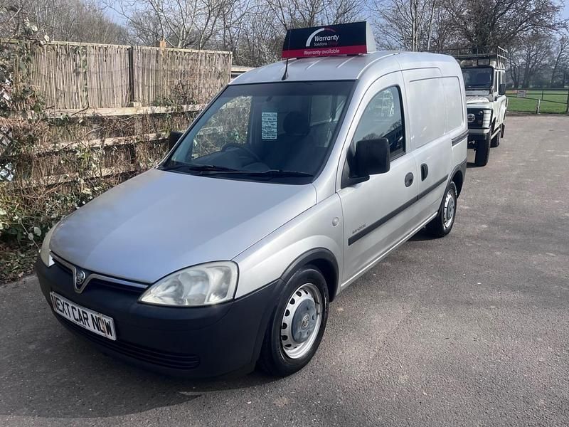 Used Vauxhall Combo 2005 Silver MPV