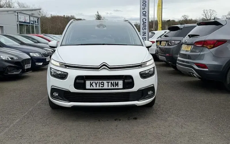 Used Citroën C4 SpaceTourer Flair 131 HP (96 kW) 2019 White MPV