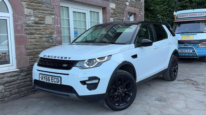 White Used 2017 Land Rover Discovery Sport HSE SUV | £9,999 (Super price) - Image 1/4