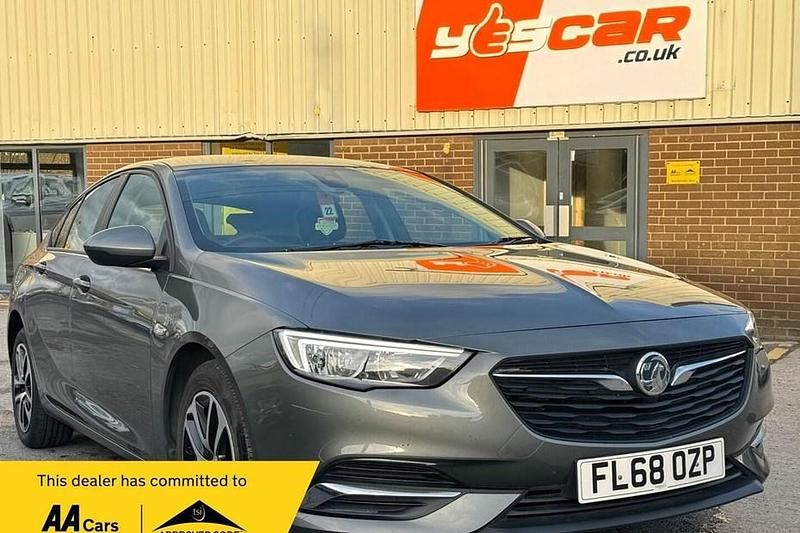 Used Vauxhall Insignia Design Edition 110 HP (80 kW) 2018