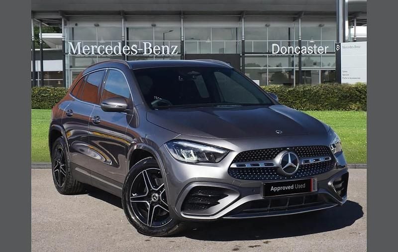 Used Mercedes GLA250 Executive 214 HP (157 kW) 2025 Grey SUV