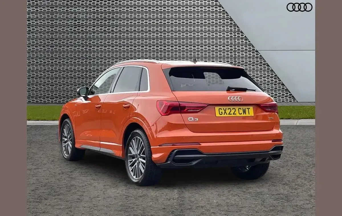 Used Audi Q3 S-Line 150 HP (110 kW) 2022 Orange SUV