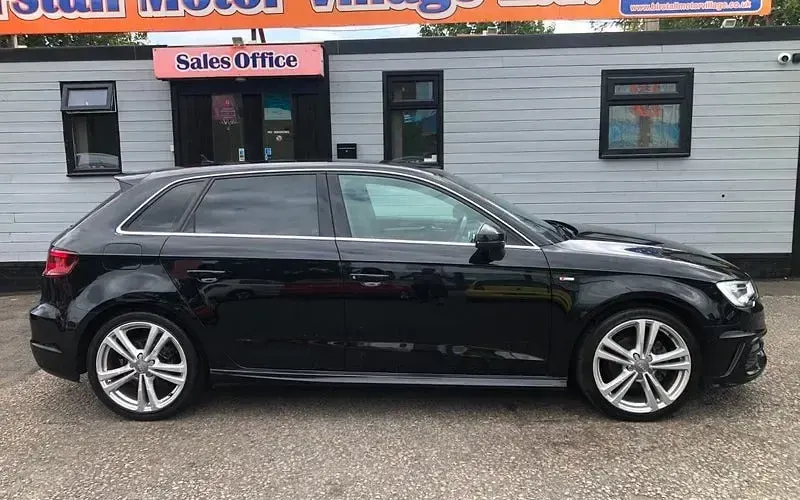 Used Audi A3 Sportback S-Line 110 HP (80 kW) 2014 Black Hatchback