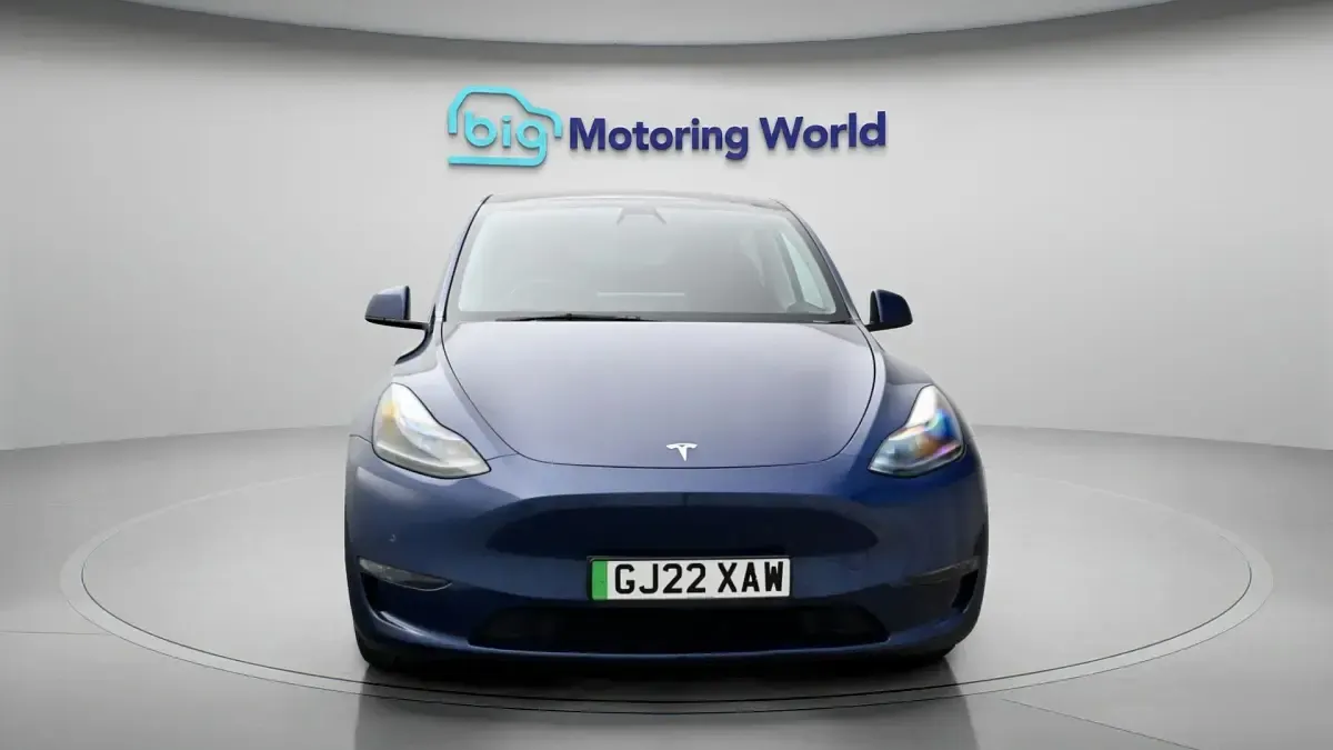 Used Tesla Model Y Long Range AWD 378 kW (514 HP) 2022 Blue SUV
