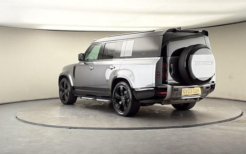 Usado Land Rover Defender HSE Dynamic 300 CV (220 kW) 2023 Gris SUV