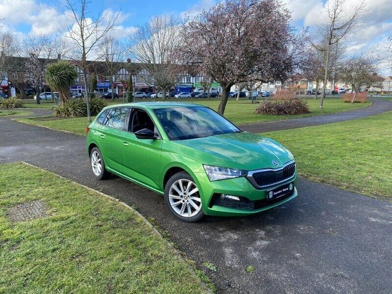 Used Skoda Scala SE 147 HP (108 kW) 2019 Green Hatchback