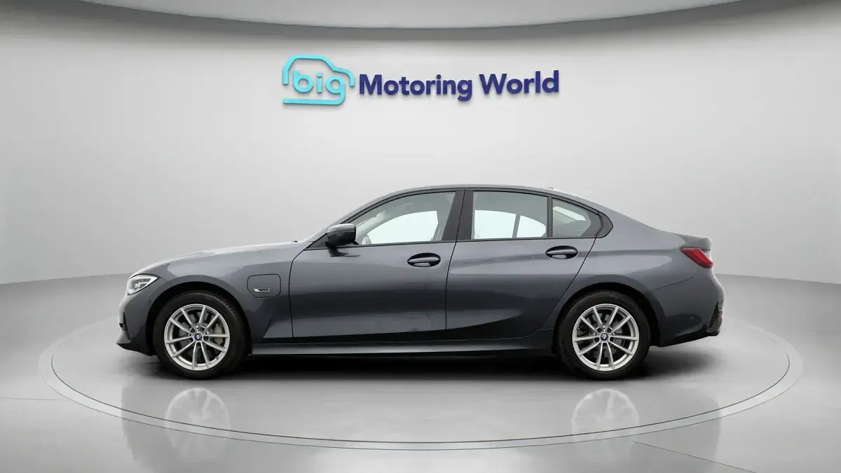 Used BMW 330 288 HP (211 kW) 2022 Sedan
