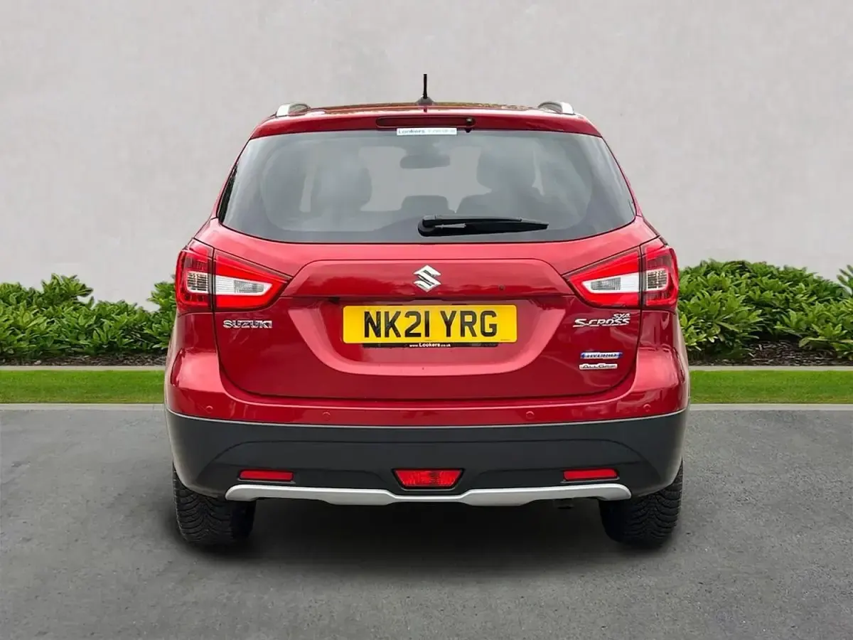 Używany Suzuki SX4 SZ5 2021 Czerwony Hatchback