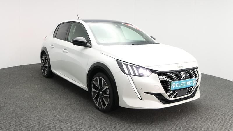 White Used 2020 Peugeot e-208 GT-line Hatchback | £12,999 (Fair price) - Image 1/4
