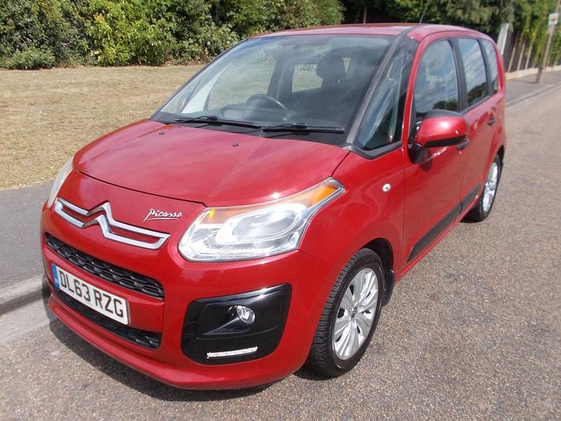 Red Used 2014 Citroën C3 Picasso VTR Sport MPV | £2,490 (Fair price) - Image 1/4