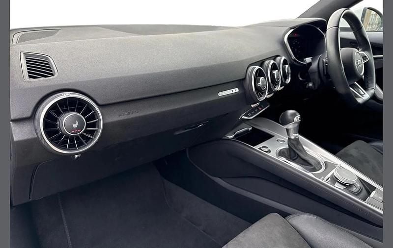 Used Audi TT Sport 194 HP (142 kW) 2022 White Coupe