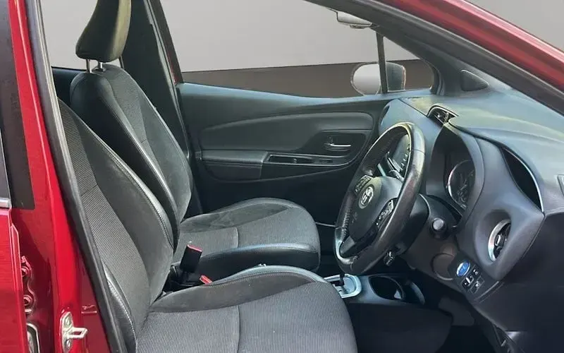 Used Toyota Yaris 101 HP (74 kW) 2020 Hatchback