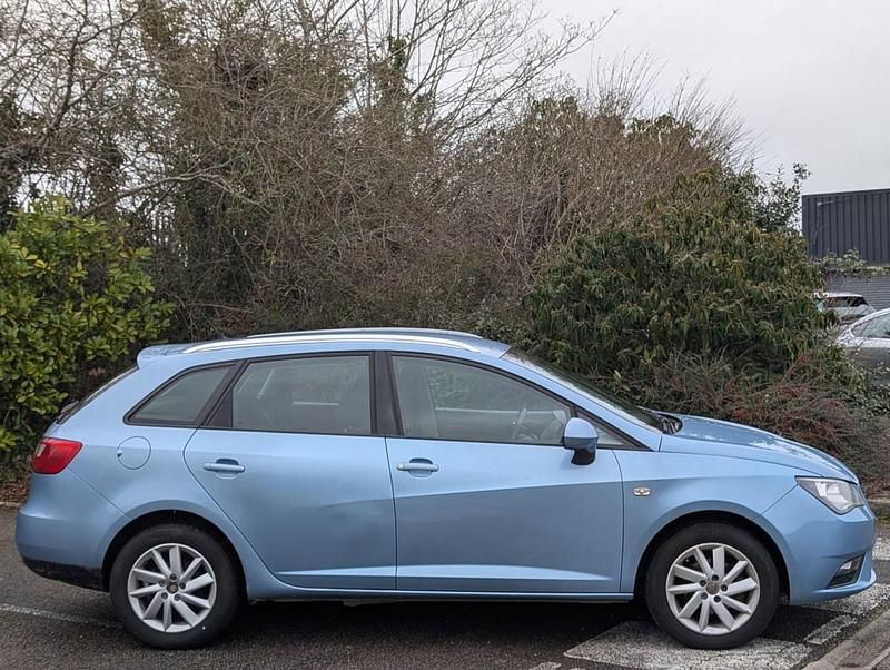 Used Seat Ibiza ST SE 105 HP (77 kW) 2012 Blue Estate